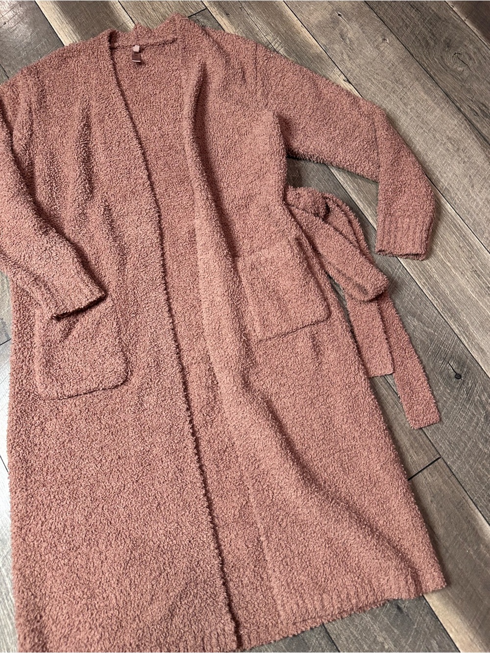 Skims Sherpa Robe - Picture 3 of 9